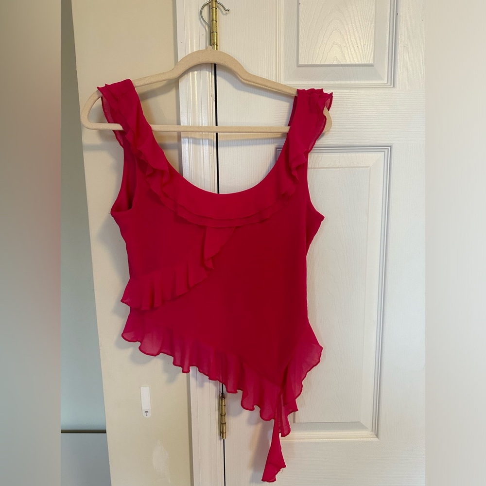 Women’s ruffle pink top